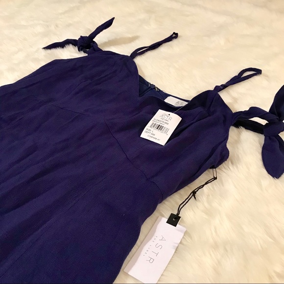 NWT ASTR The Label Shoulder Tie Dress - Picture 5 of 6